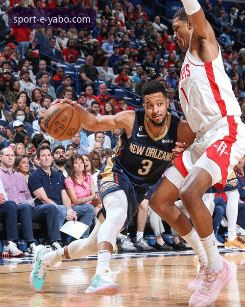 掌握NBA续约动态的实用技巧——以CJ-麦科勒姆1年2100万美元续约为案例