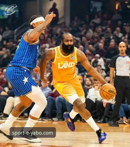 NBA常规赛最新动态：骑士主场力克魔术，米切尔42分闪耀，亚博体育官网实时比分深度解析